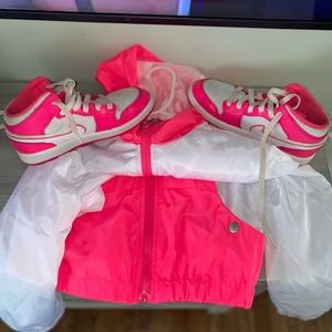 Nike Air Jordan 1 Hyper Pink 2y